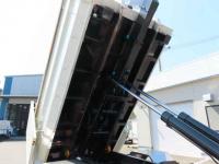 Mitsubishi FUSO FIGHTER 2024