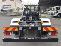 Isuzu Forward 2025