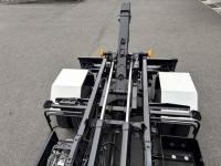 Isuzu Forward 2025