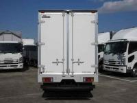 Isuzu ELF 2019