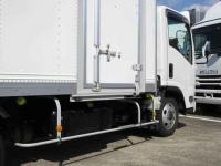 Isuzu ELF 2019