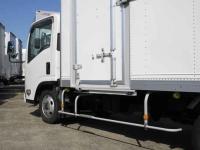 Isuzu ELF 2019