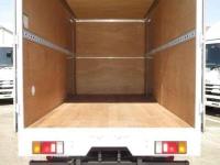 Isuzu ELF 2019