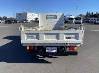 Isuzu ELF 2021
