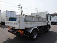 Isuzu Forward 2022