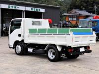 Isuzu ELF 2025