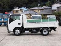 Isuzu ELF 2025