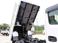 Isuzu ELF 2025