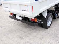 Isuzu ELF 2025