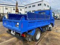 Isuzu ELF 2023