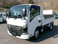 Isuzu ELF 2025