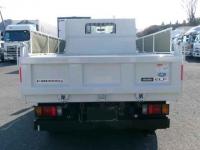 Isuzu ELF 2025