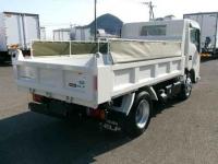 Isuzu ELF 2025