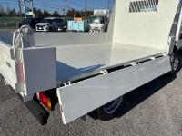 Isuzu ELF 2024