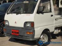 Mitsubishi MINICAB TRUCK 1996