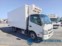 Hino Dutro 2017