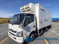 Hino Dutro 2017