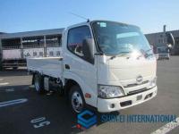 Hino Dutro 2020