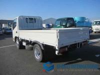 Hino Dutro 2020