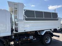 Isuzu Forward 2025