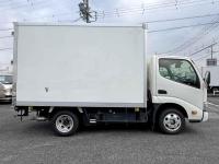 Toyota DYNA 2023