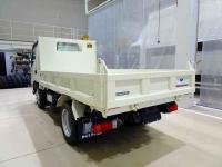 Hino Dutro 2025