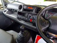 Hino Dutro 2025