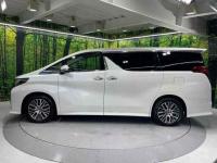 Toyota Alphard 2015