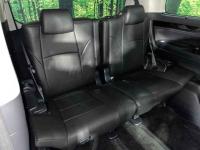 Toyota Alphard 2015
