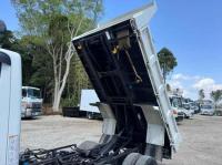 Mitsubishi Canter 2020