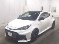 Toyota YARIS 2025