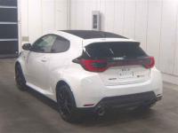 Toyota YARIS 2025