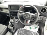 Toyota YARIS 2025