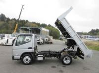 Mitsubishi Canter 2023