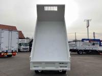 Mitsubishi Canter 2021