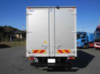 Mitsubishi Canter 2025