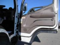 Mitsubishi Canter 2025