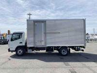 Mitsubishi Canter 2025