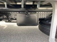 Mitsubishi Canter 2025