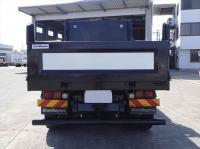 Isuzu Forward 2021
