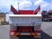 Isuzu Forward 2022