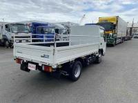Isuzu ELF 2023