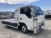 Isuzu ELF 2022