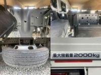 Isuzu ELF 2022