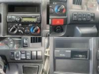 Isuzu ELF 2022