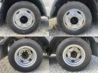 Isuzu ELF 2022