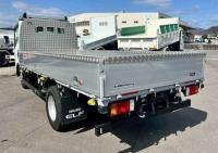 Isuzu ELF 2024
