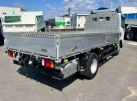 Isuzu ELF 2024