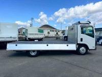 Isuzu ELF 2024