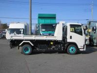 Isuzu Forward 2025